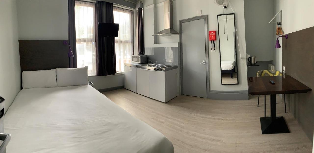 Euro Hotel Wembley Bagian luar foto