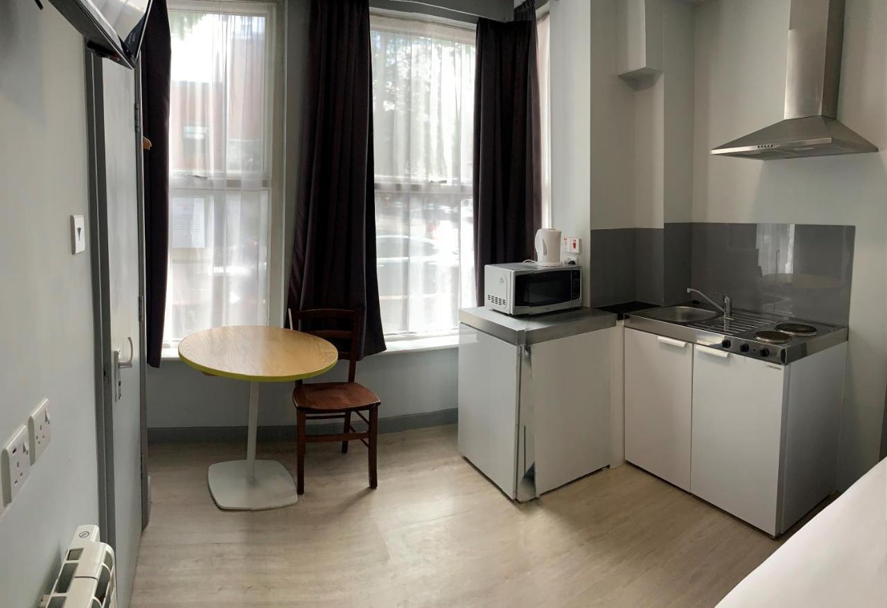 Euro Hotel Wembley Bagian luar foto