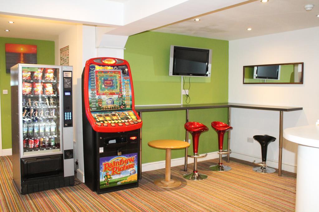 Euro Hotel Wembley Bagian luar foto