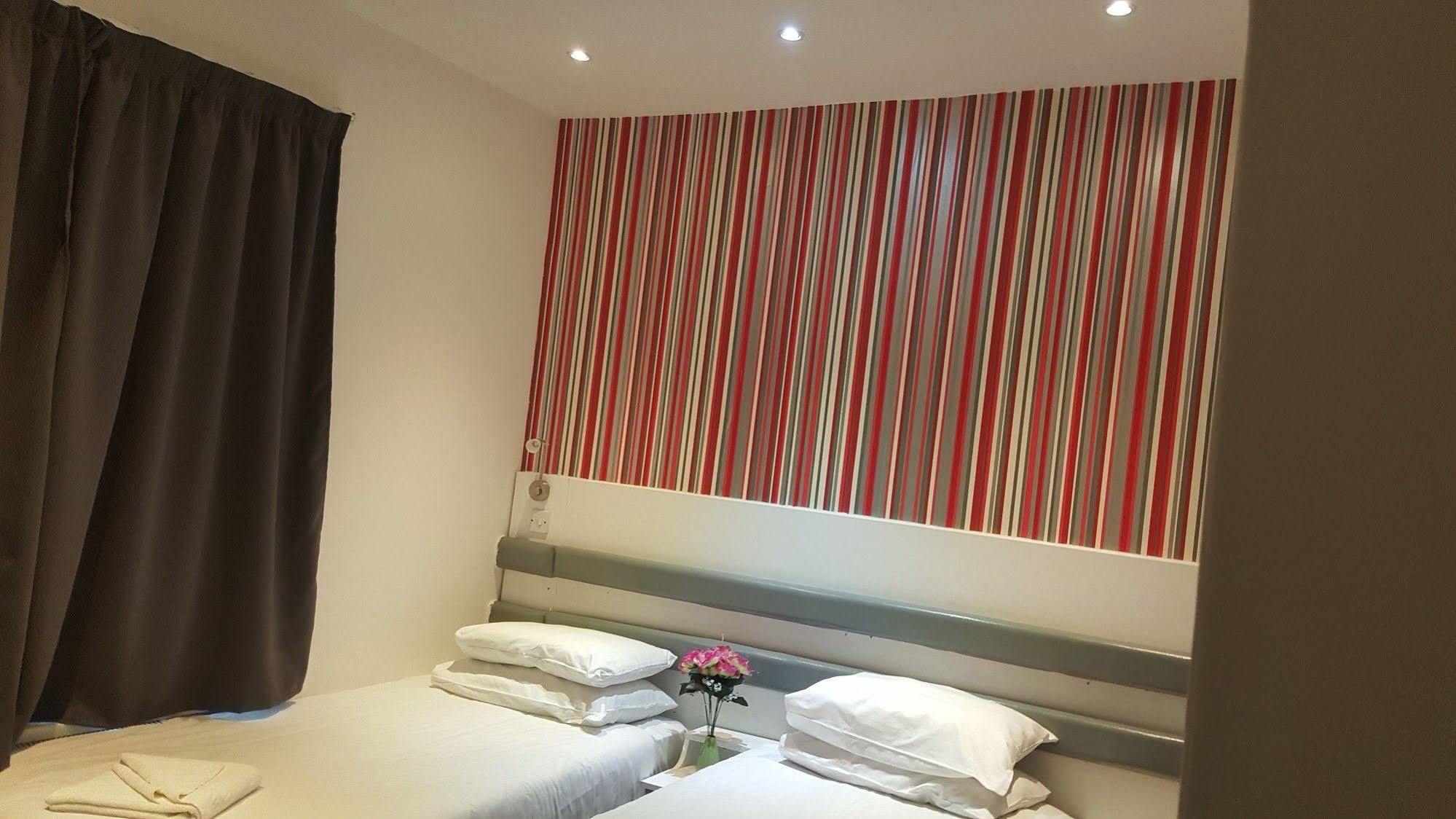 Euro Hotel Wembley Bagian luar foto