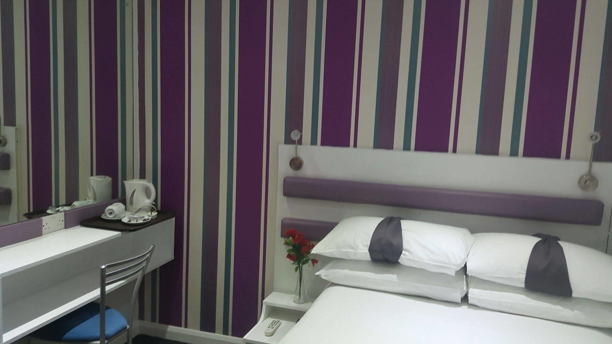 Euro Hotel Wembley Bagian luar foto